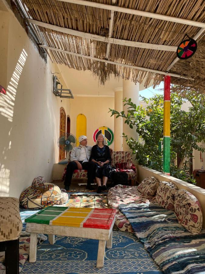 Bob Marley Bed & Breakfast & Restaurant Луксор Екстер'єр фото
