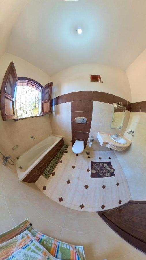 Bob Marley Bed & Breakfast & Restaurant Луксор Екстер'єр фото